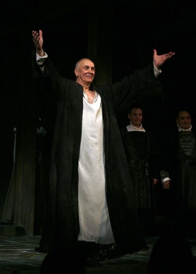 Frank Langella Photo
