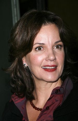 Margaret Colin Photo