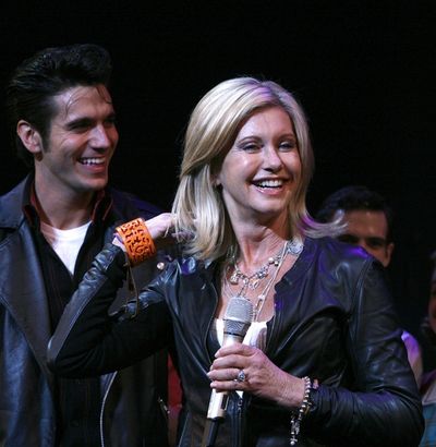 Derek Keeling and Olivia Newton-John Photo