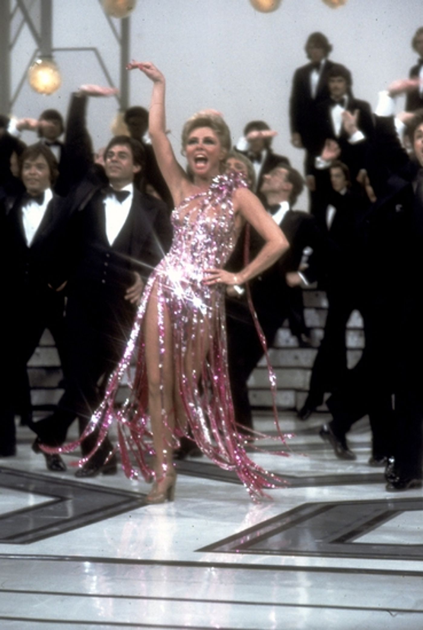 Photo Flash: Mitzi Gaynor  to Release 'Razzle Dazzle!' on 11/18  Image