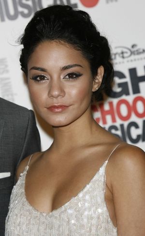 Vanessa Hudgens  Photo