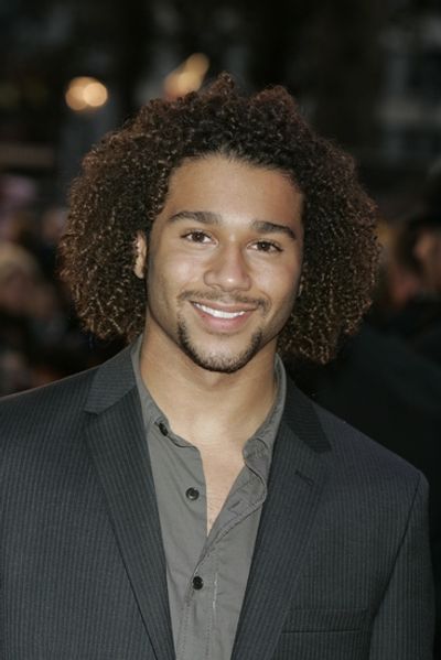 Corbin Bleu Photo