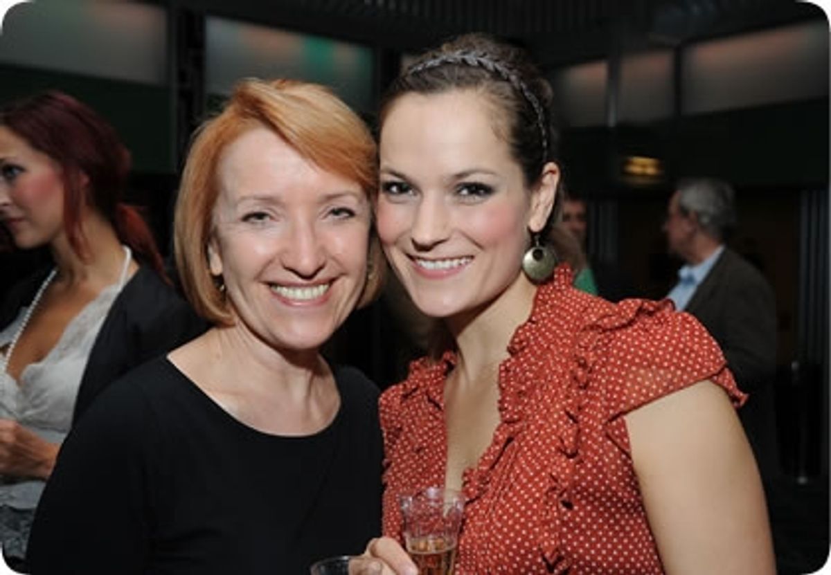 Petra Siniawski, Lindsay Taylor at 