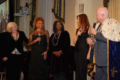 Betty Buckley, Leslie Uggams, Whoopi Goldberg, Donna Murphy and Gerald Schoenfeld Photo