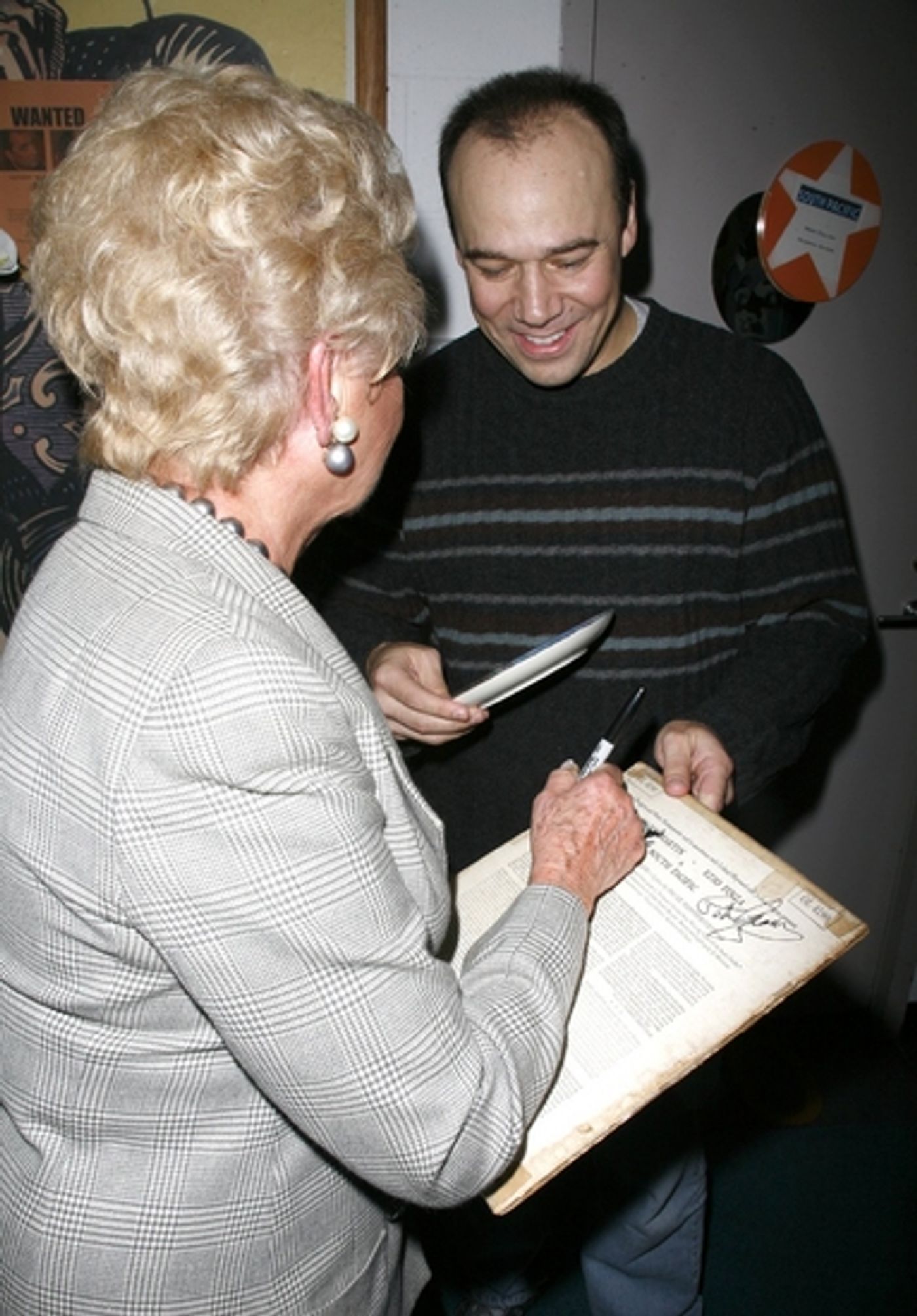 Photo Coverage: Mitzi Gaynor Visits SOUTH PACIFIC Photo Coverage: Mitzi Gaynor Visits SOUTH PACIFIC Image