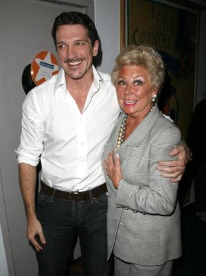 Paulo Szot and Mitzi Gaynor

 Photo