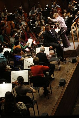 Alec Baldwin and Marin Alsop
 Photo