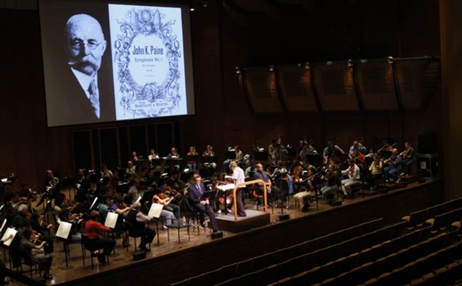 Photo Coverage: Alec Baldwin's NY Philharmonic Rehearsal Image