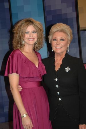 Laura Savini and Mitzi Gaynor

 Photo