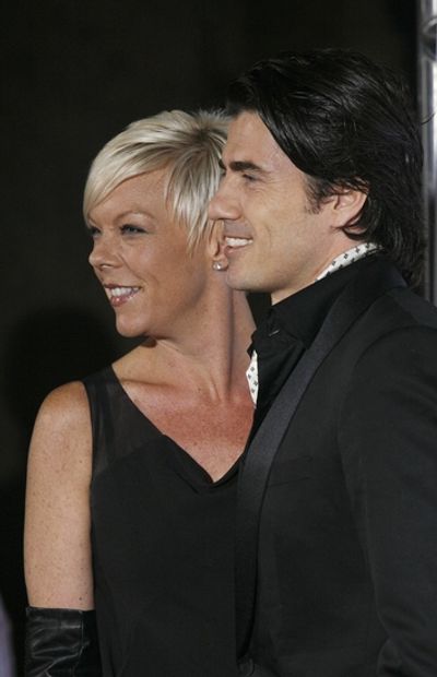 Tabatha Coffey and Rene Fris

 Photo
