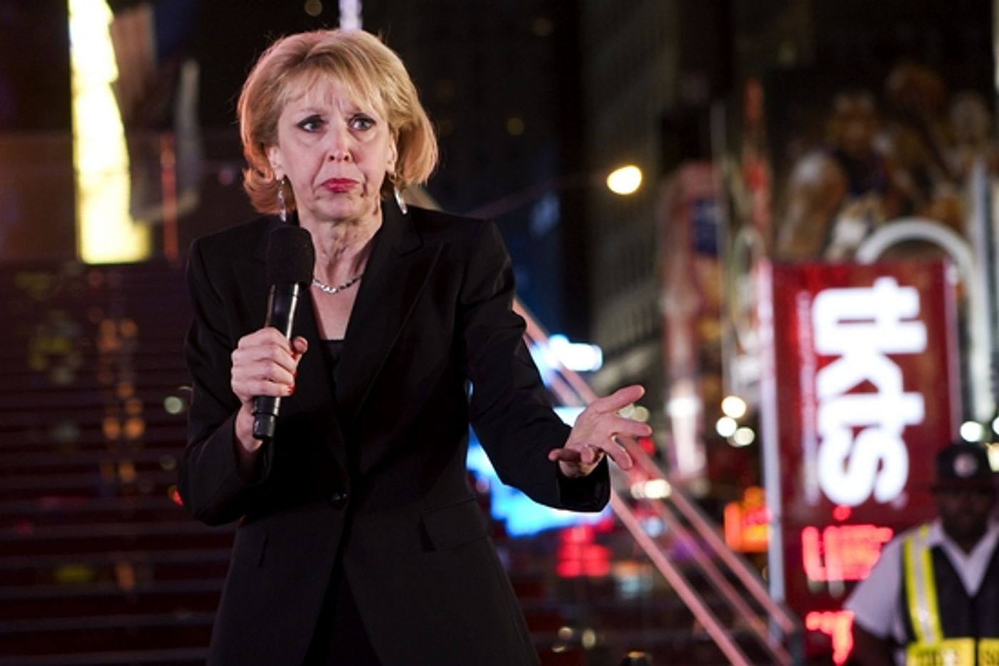 Photo Coverage: Inaugural Lighting of the New TKTS Booth Photo Coverage: Inaugural Lighting of the New TKTS Booth Image