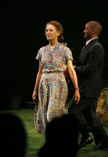 Photos: ALL MY SONS Arrivals and Curtain Call — photo 44 of 97
