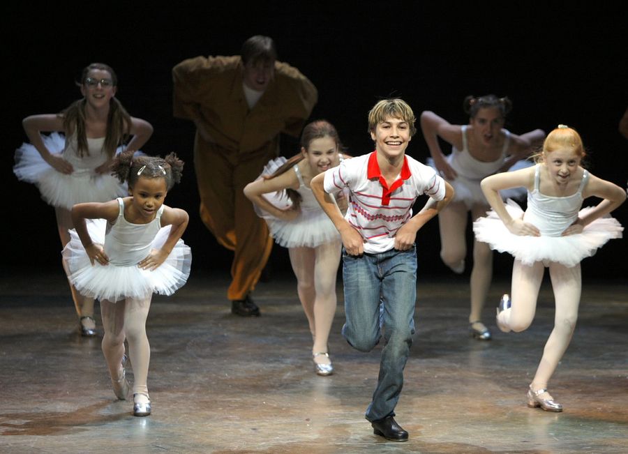 Photo Flash: Sneak Peek of BILLY ELLIOT, Opening on Broadway 11/13 Image