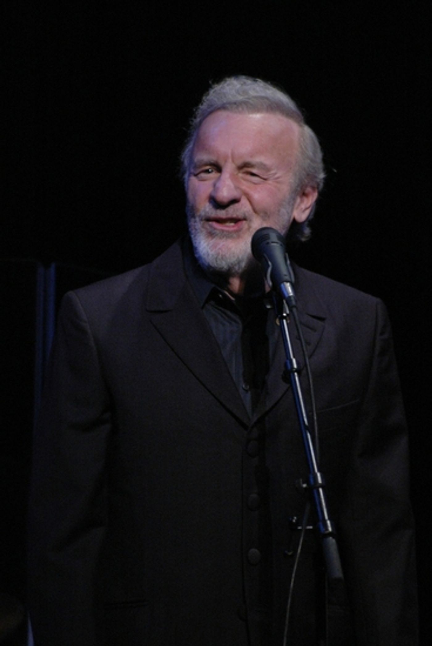 Photo Coverage: Colm Wilkinson in 'Broadway & Beyond' at Town Hall  Image