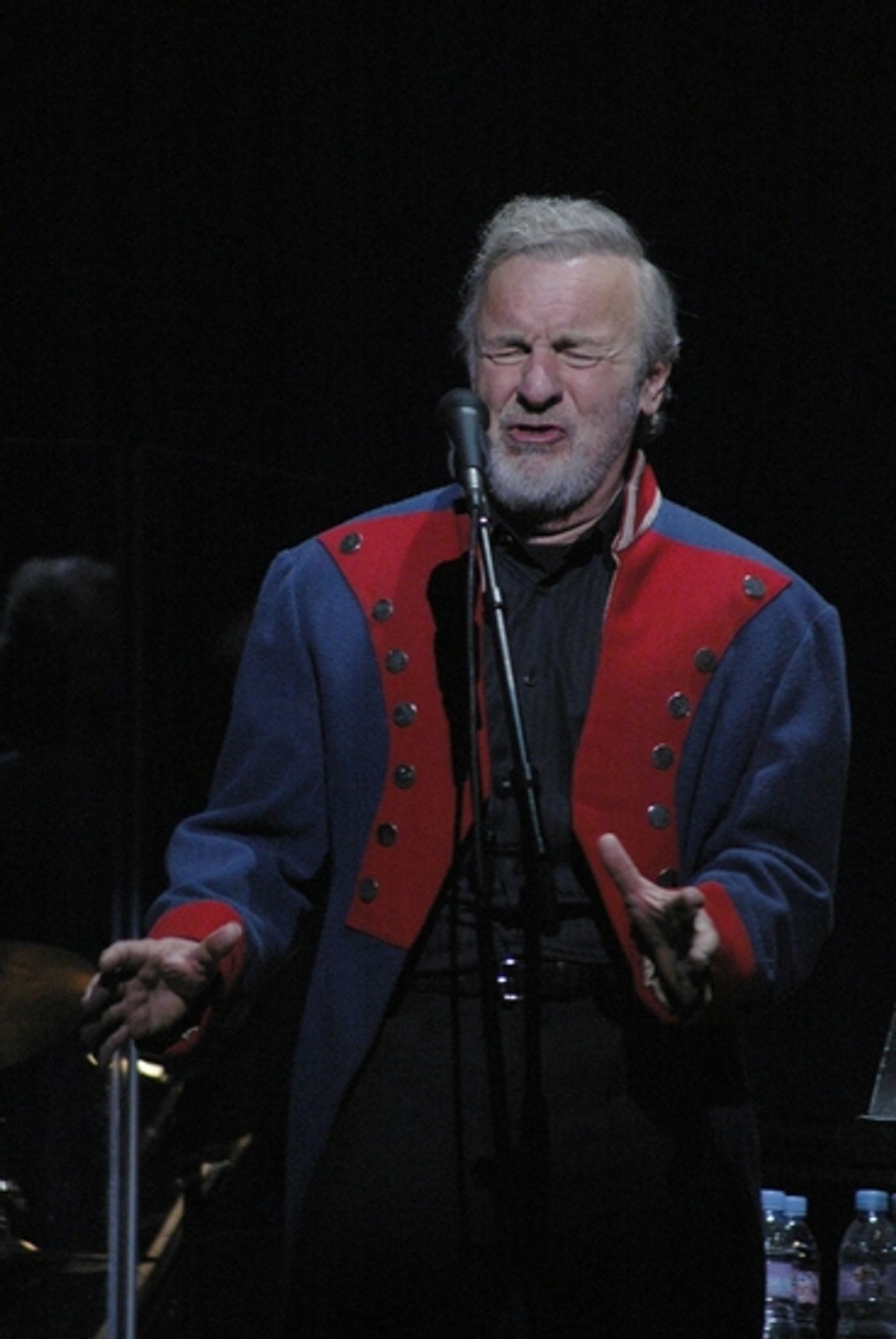 Photo Coverage: Colm Wilkinson in 'Broadway & Beyond' at Town Hall  Image