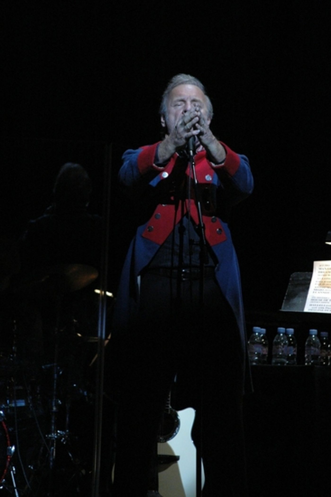 Photo Coverage: Colm Wilkinson in 'Broadway & Beyond' at Town Hall  Image