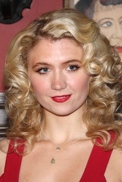 Scarlett Strallen Photo