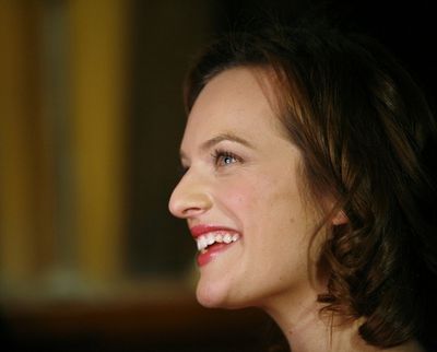 Elisabeth Moss Photo