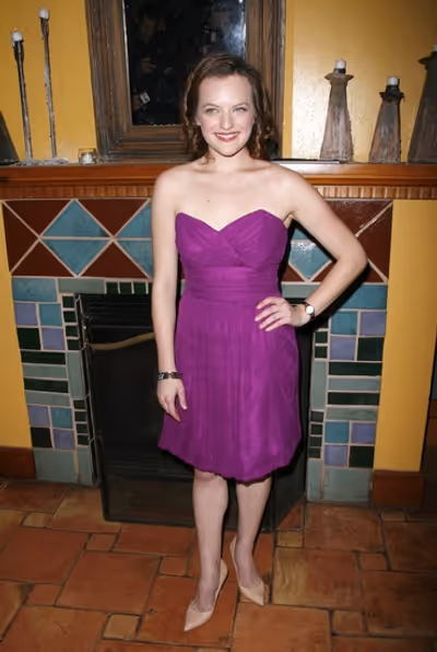 Elisabeth Moss Photo