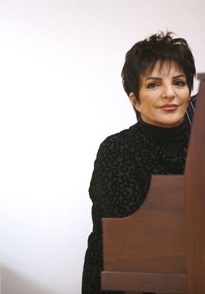 Liza Minnelli Photo