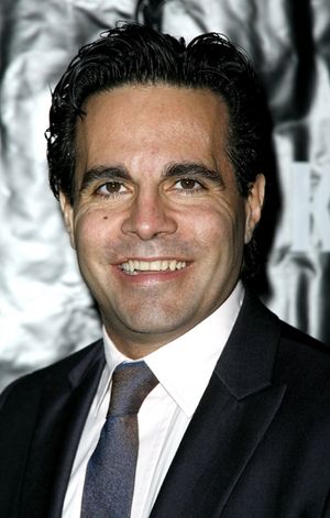 Mario Cantone
@ BroadwayWorld Mario Cantone
Photo
