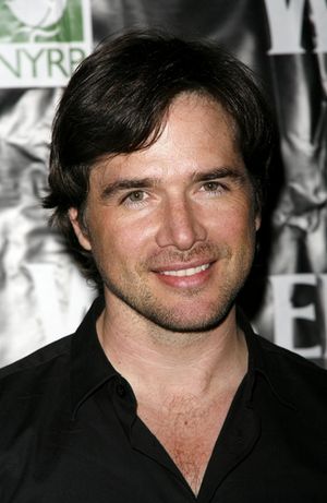 Matthew Settle
 Photo