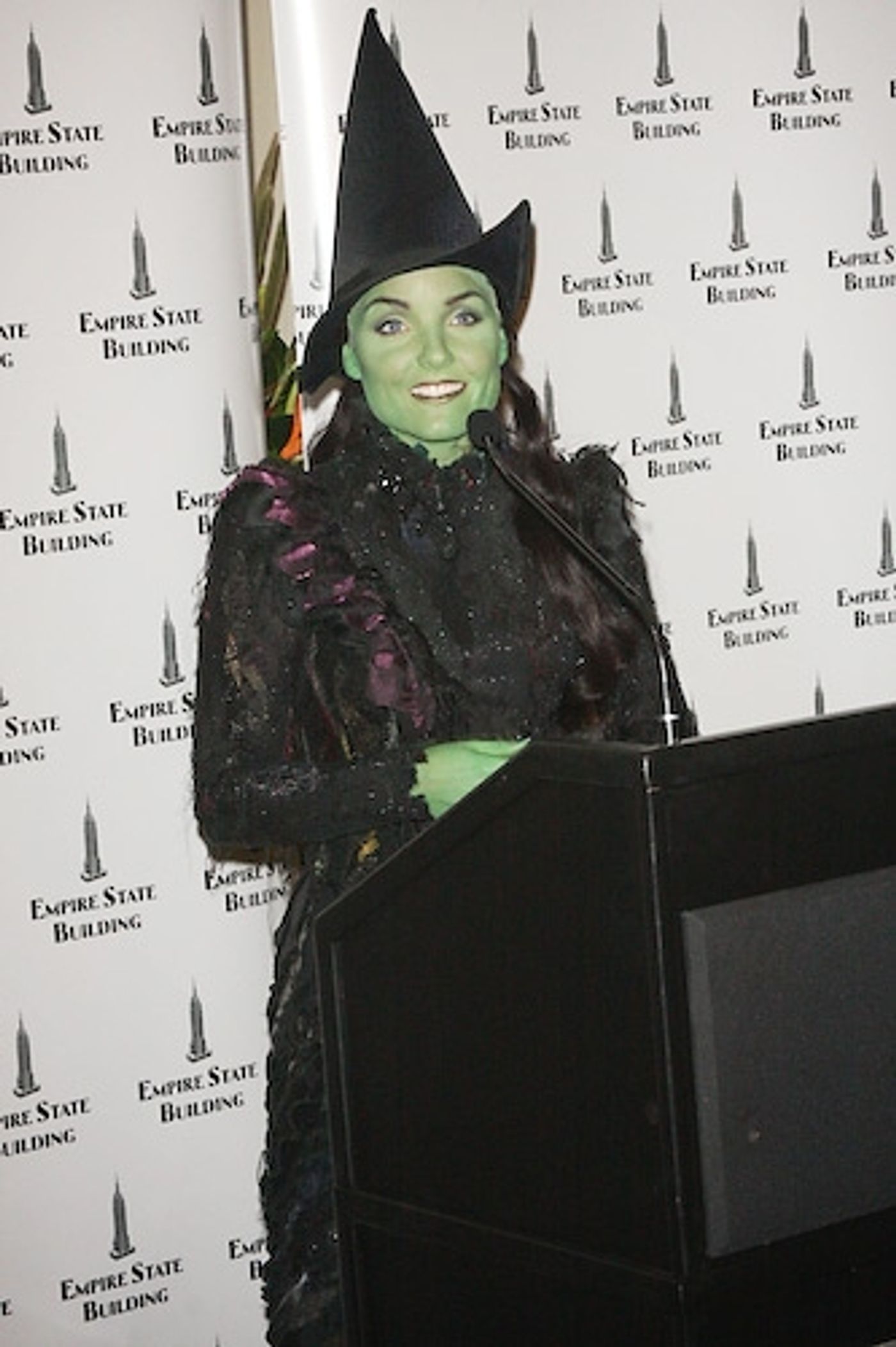 Photo Coverage: Kerry Ellis and Stephen Schwartz Light the Empire State Building WICKED Green  Image