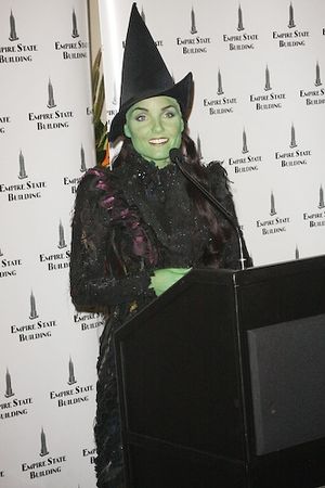 Kerry Ellis
@ BroadwayWorld Kerry Ellis
Photo
