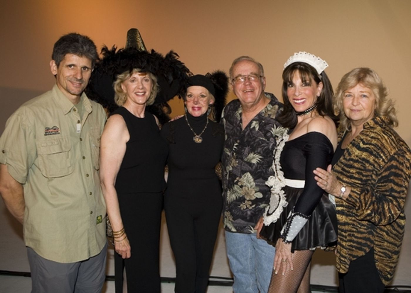 Photo Flash: Celebrity Cast Performs 1950's Radio Who Dun It For Halloween Benefit Photo Flash: Celebrity Cast Performs 1950's Radio Who Dun It For Halloween Benefit Image