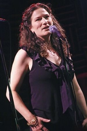 Ana Gasteyer Photo