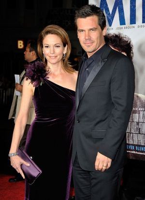 Diane Lane and Josh Brolin @ BroadwayWorld Diane Lane and Josh Brolin Photo