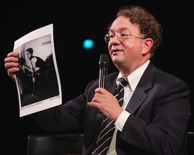 A photo of Karen Ziemba as Roxie in 1998

 Photo