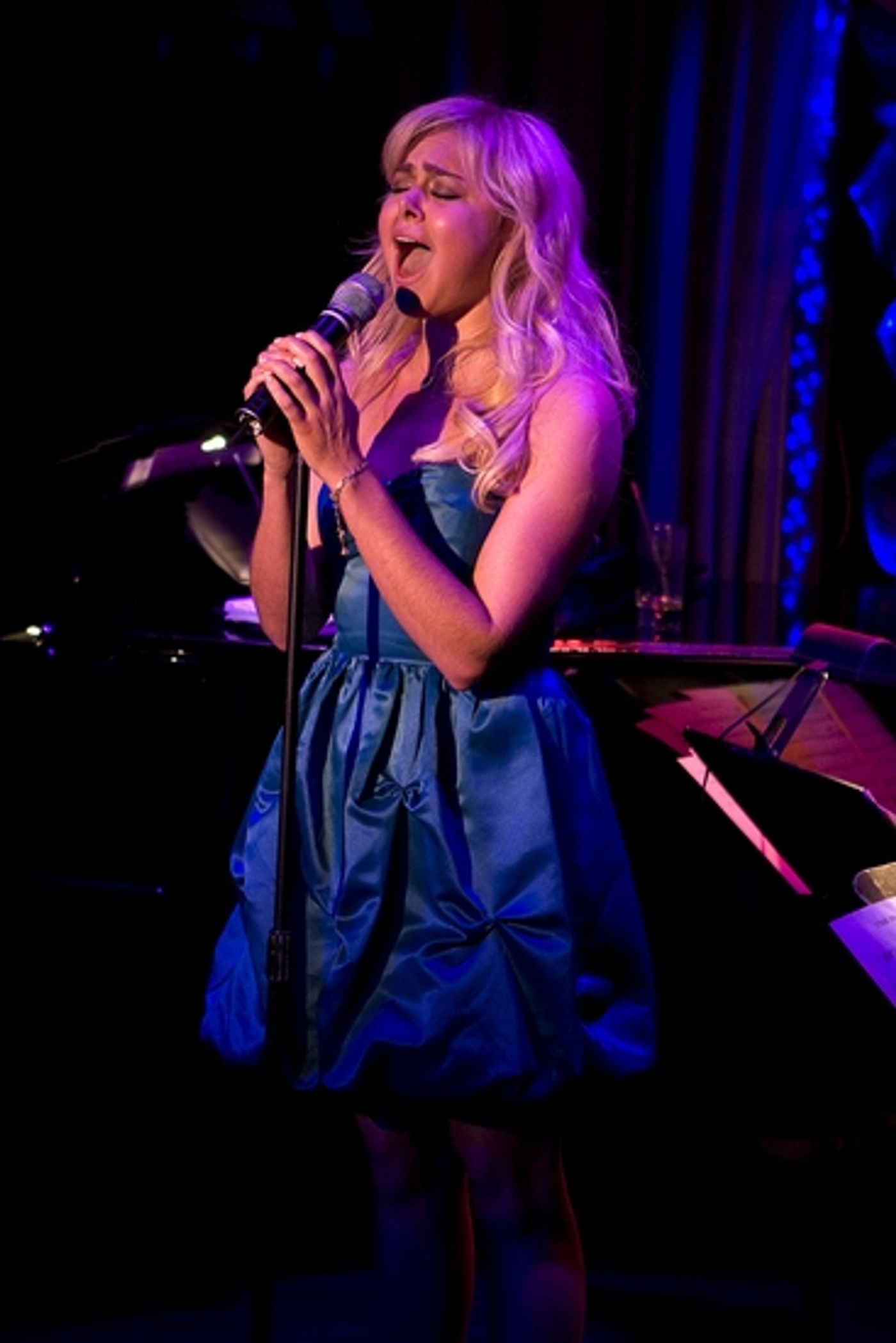 Photo Coverage: Laura Bell Bundy Performs JUST ME at Feinsteins Photo Coverage: Laura Bell Bundy Performs JUST ME at Feinsteins Image