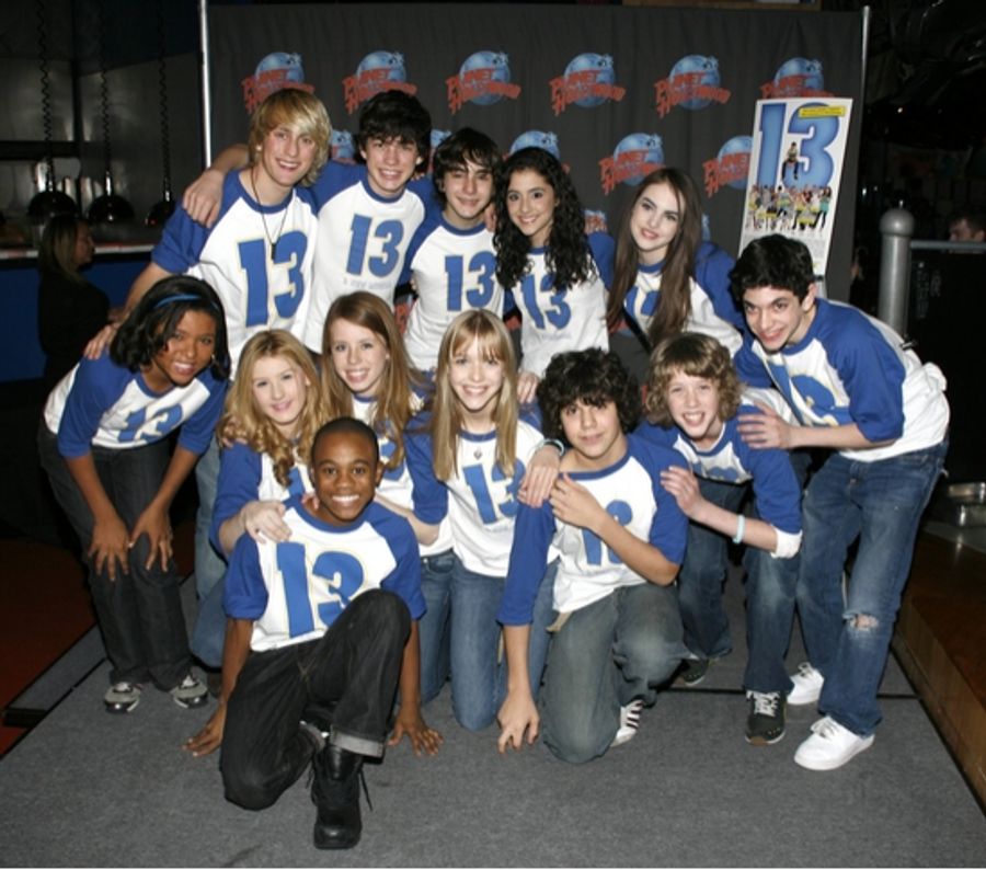 Photo Coverage: Cast of '13' Hand Print Ceremony at Planet Hollywood Image