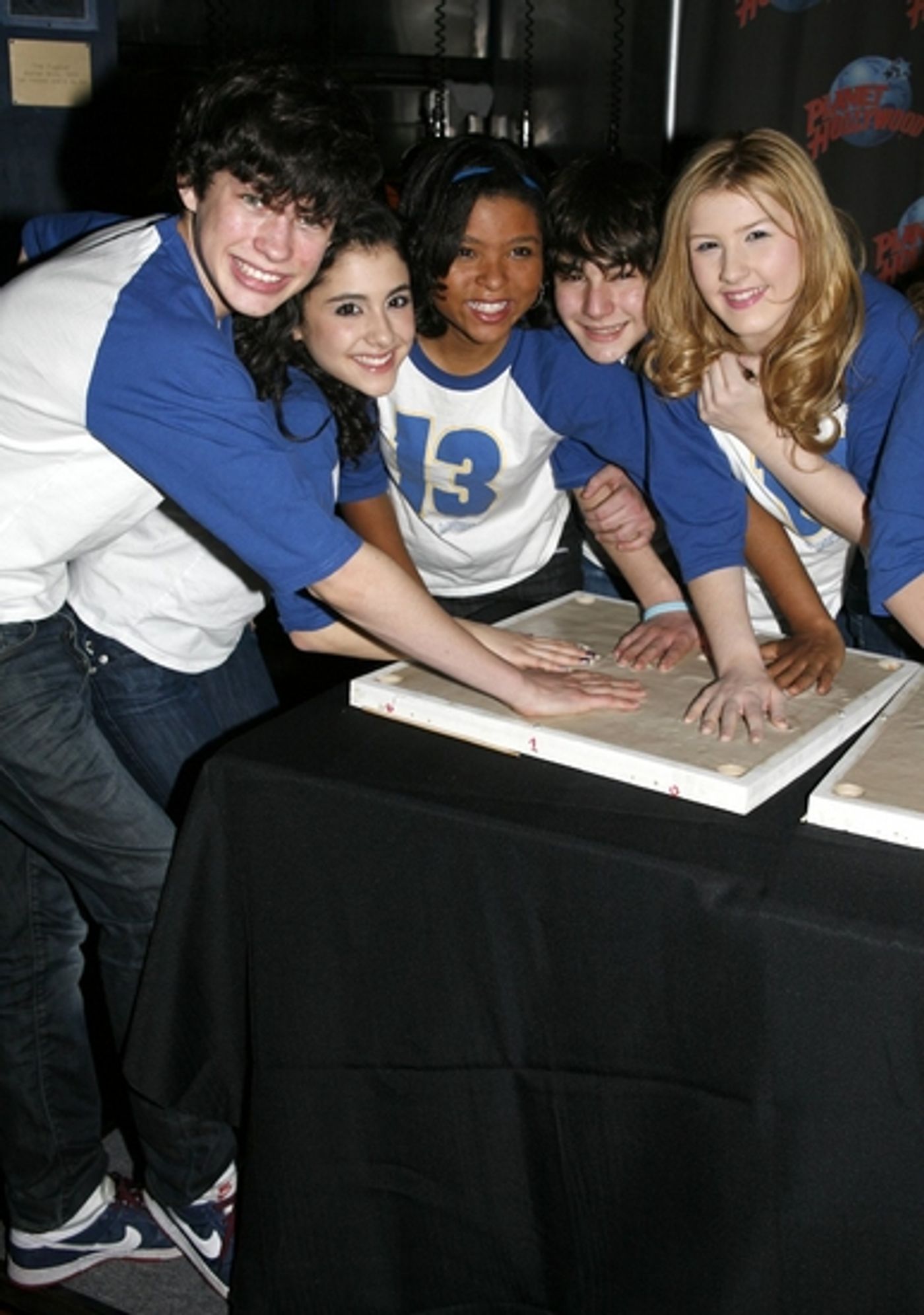 Photo Coverage: Cast of '13' Hand Print Ceremony at Planet Hollywood  Image