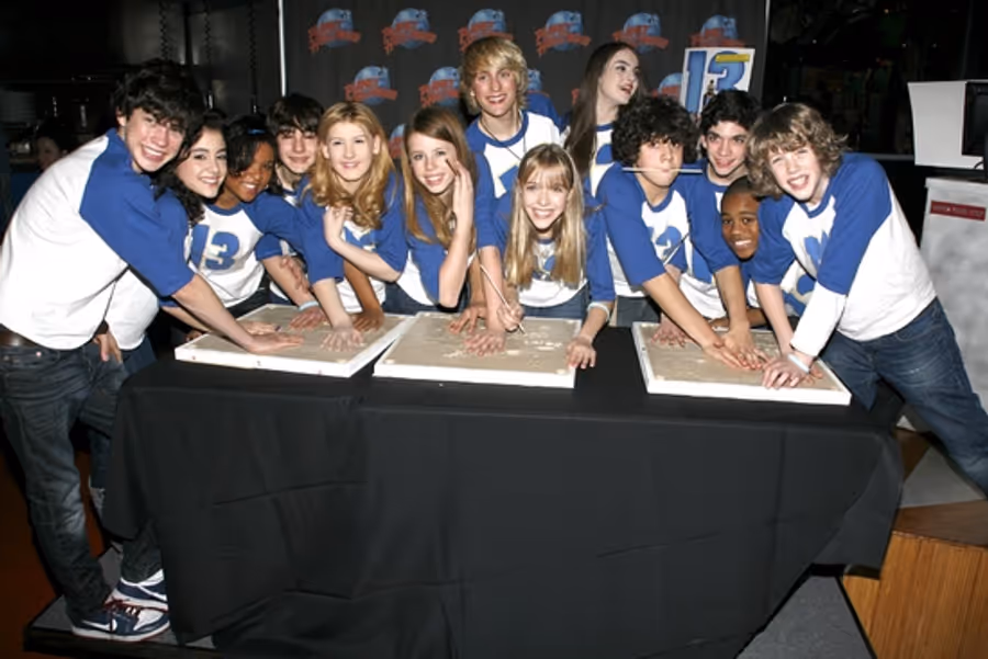 Photo Coverage: Cast of '13' Hand Print Ceremony at Planet Hollywood Image
