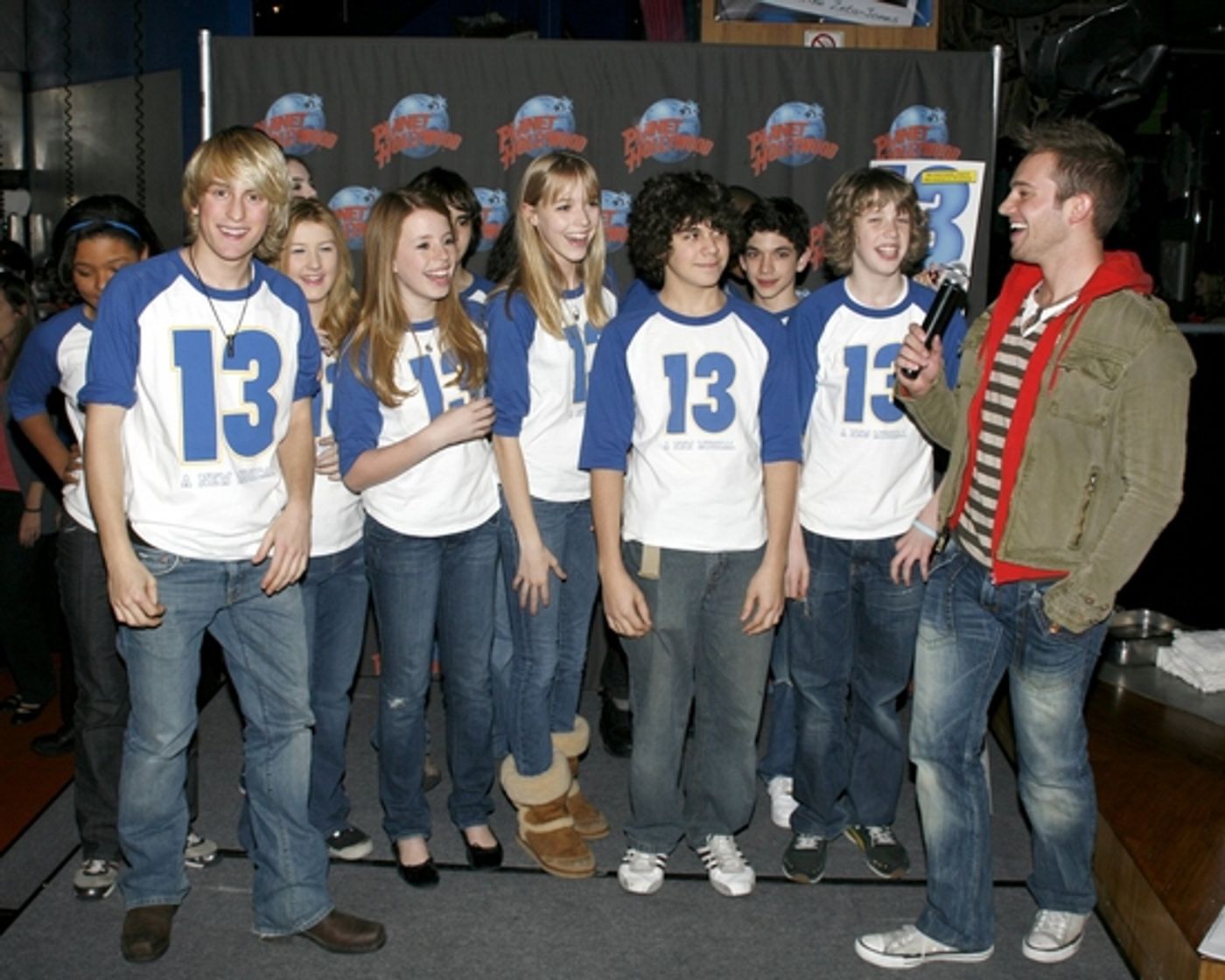 Photo Coverage: Cast of '13' Hand Print Ceremony at Planet Hollywood  Image