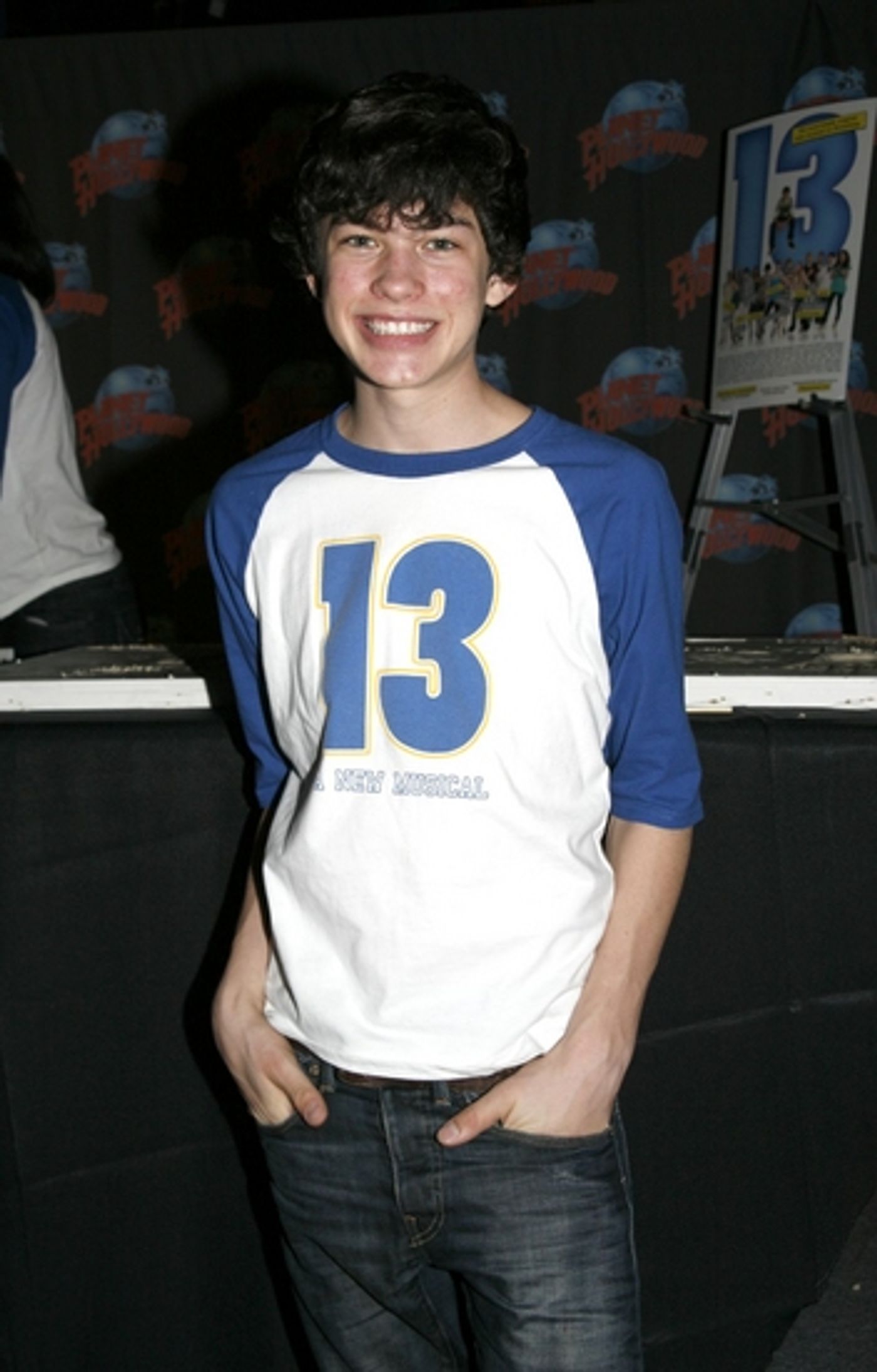 Photo Coverage: Cast of '13' Hand Print Ceremony at Planet Hollywood  Image