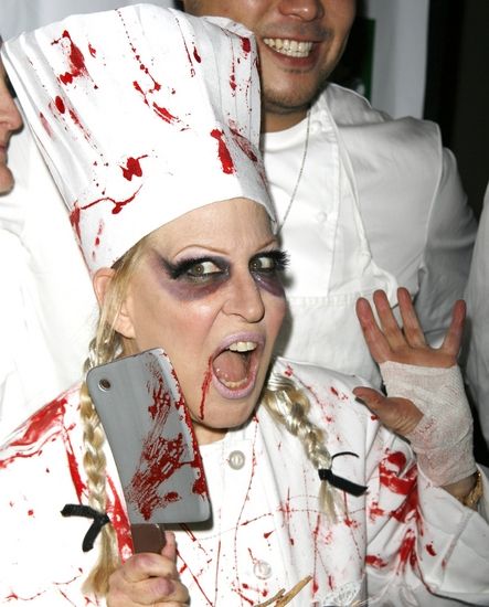 Photos: Bette Midler's  HULAWEEN 2008 — photo 8 of 60