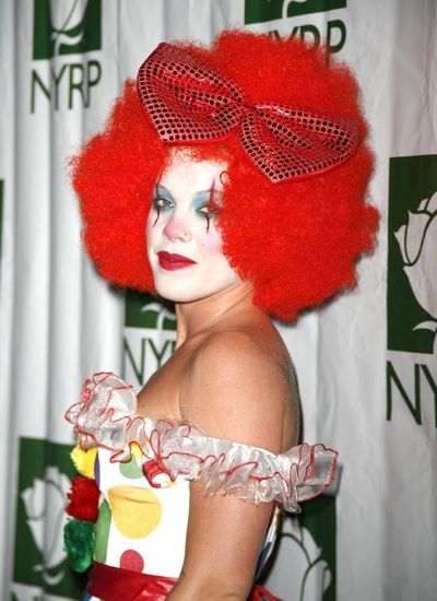 Photos: Bette Midler's  HULAWEEN 2008 — photo 55 of 60