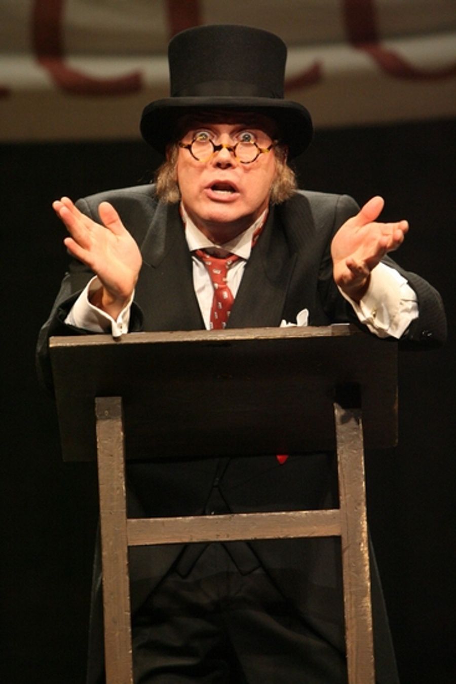 Photo Flash: Kuhn and Faridany Join THE 39 STEPS Cast Image
