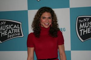 Jodie Langel ("I Come For Love")
@ BroadwayWorld Jodie Langel ("I Come For Love")
Photo