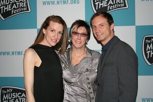 Susan Blackwell, Robyn Goodman and Jeff Bowen
@ BroadwayWorld Susan Blackwell, Robyn Goodman and Jeff Bowen
Photo