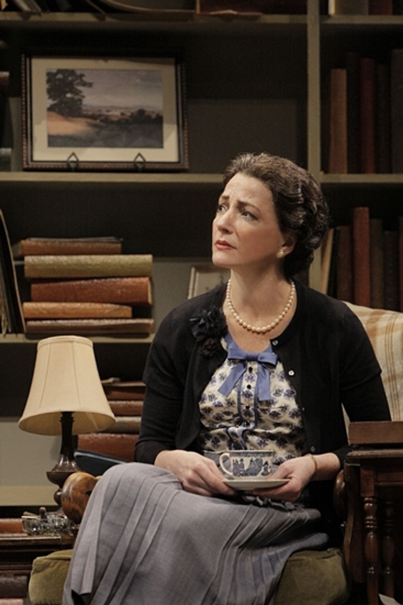 Photo Flash: SHADOWLANDS at the Guthrie Theatre  Image