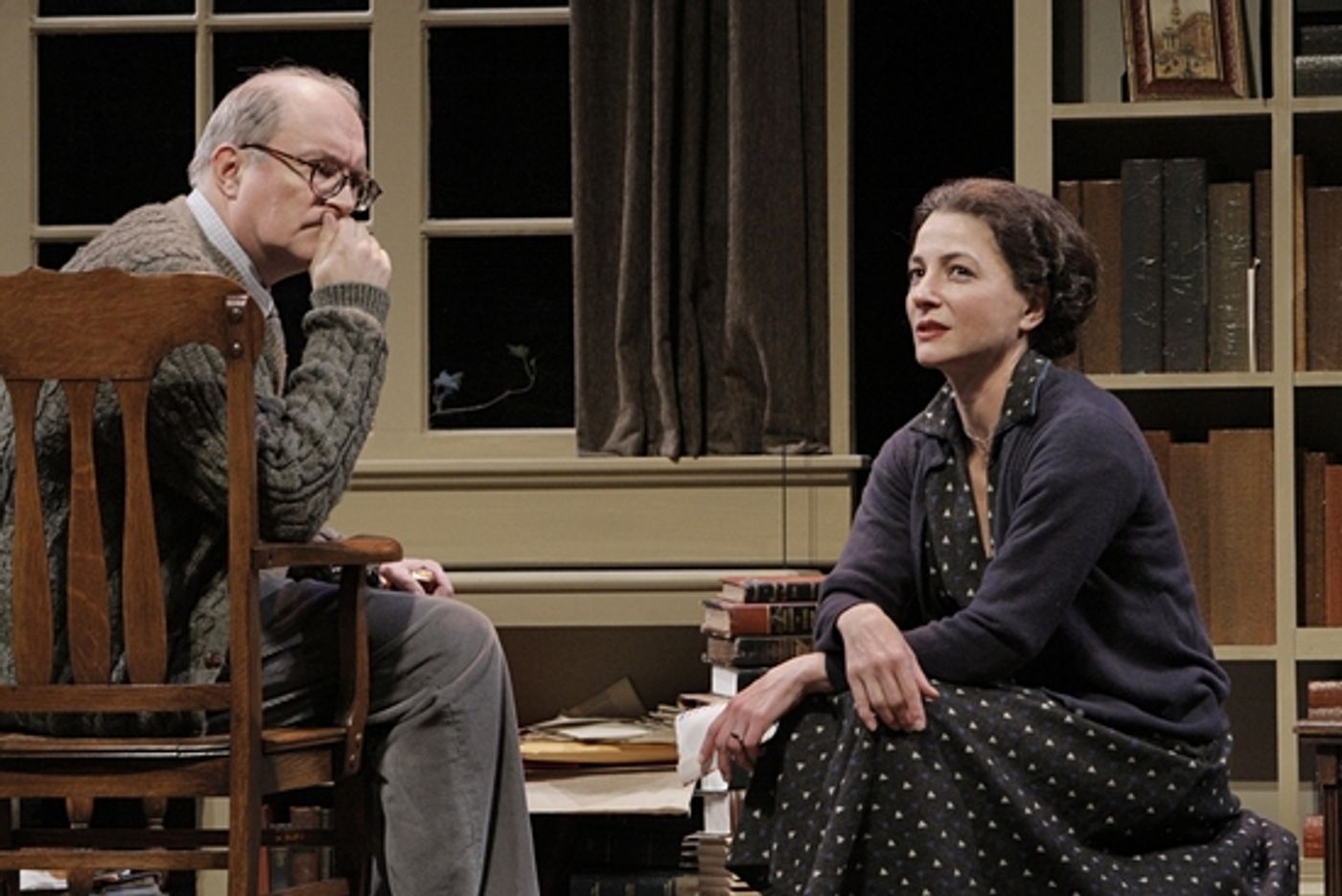 Photo Flash: SHADOWLANDS at the Guthrie Theatre  Image