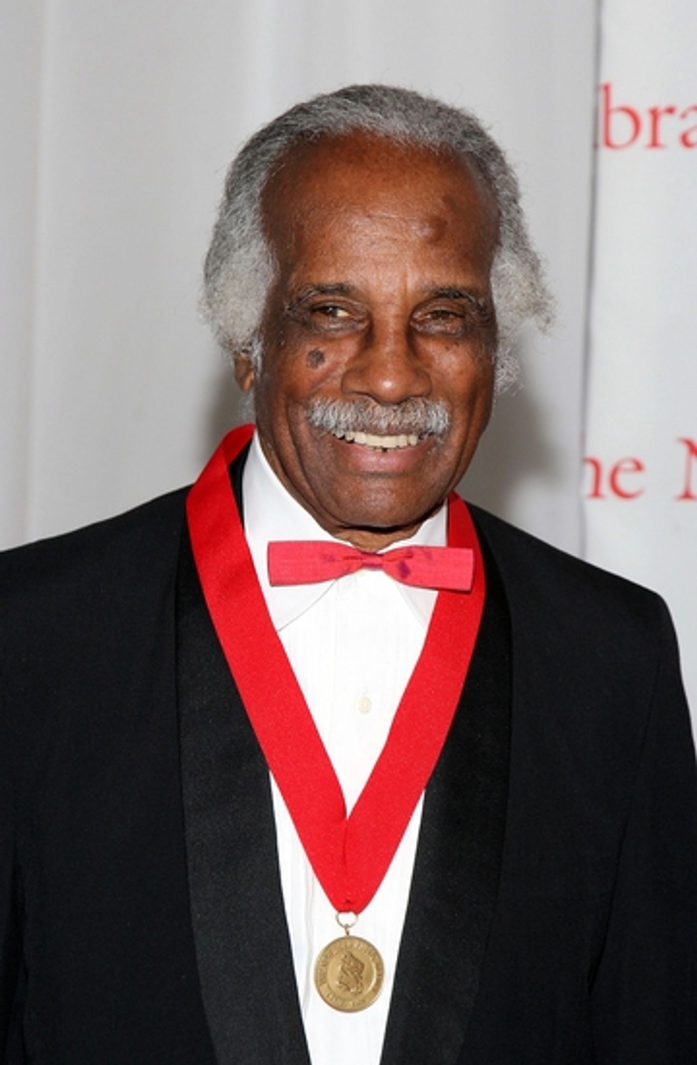 Photo Coverage: NYPL 'Library Lions' Benefit Honoring Albee, Ephron, Bryan and Rushdie Photo Coverage: NYPL 'Library Lions' Benefit Honoring Albee, Ephron, Bryan and Rushdie Image