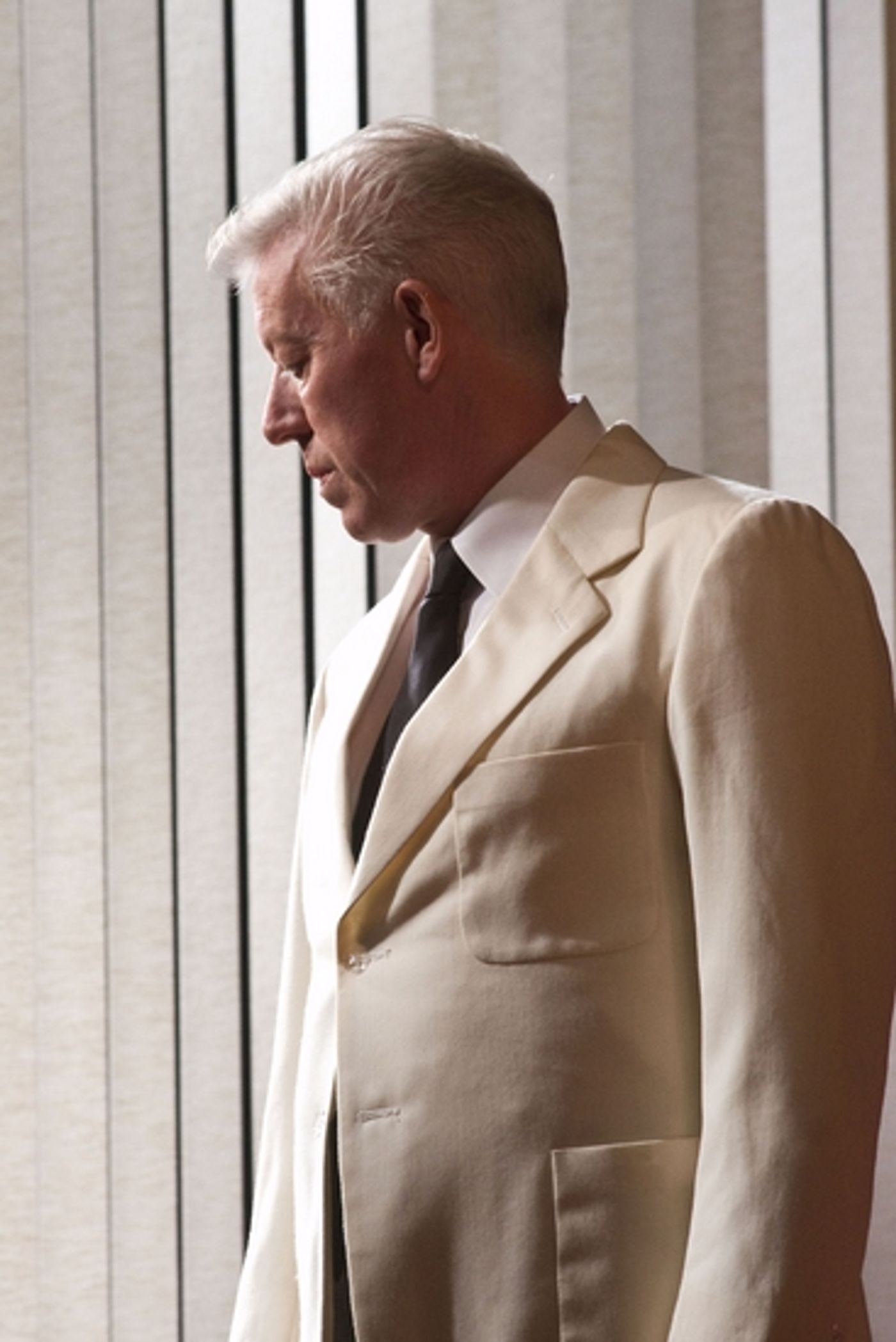 Photo Flash: NO MAN'S LAND at the Duke of York  Image