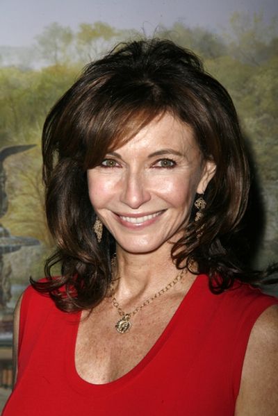 Mary Steenburgen Photo