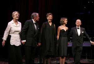 Angela Lansbury, Brian Bedford, Annette Bening, Keri Russell and Joel Grey Photo