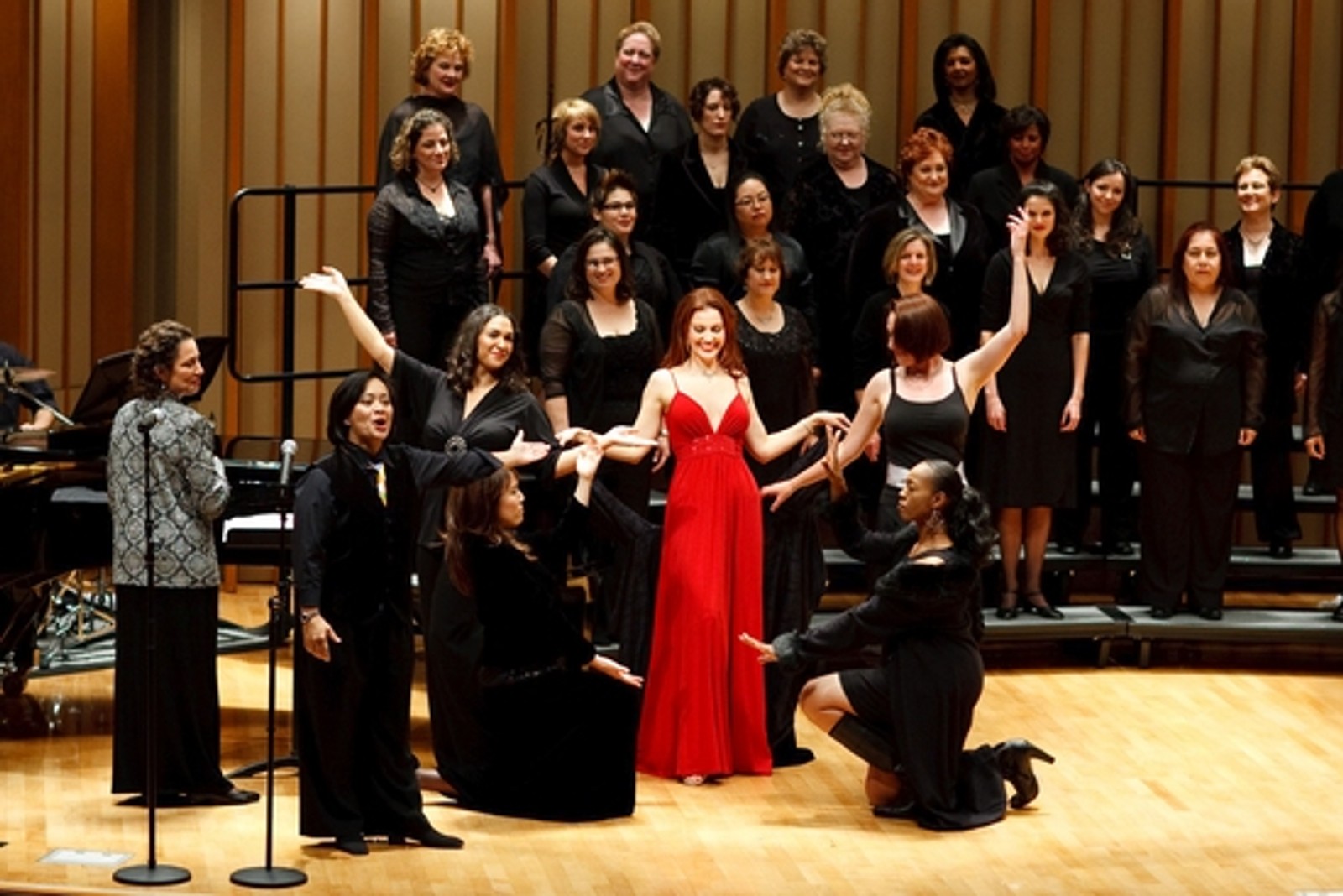 Photo Coverage: SING-ULAR SENSATIONS with RACHEL YORK — photo 2 of 14